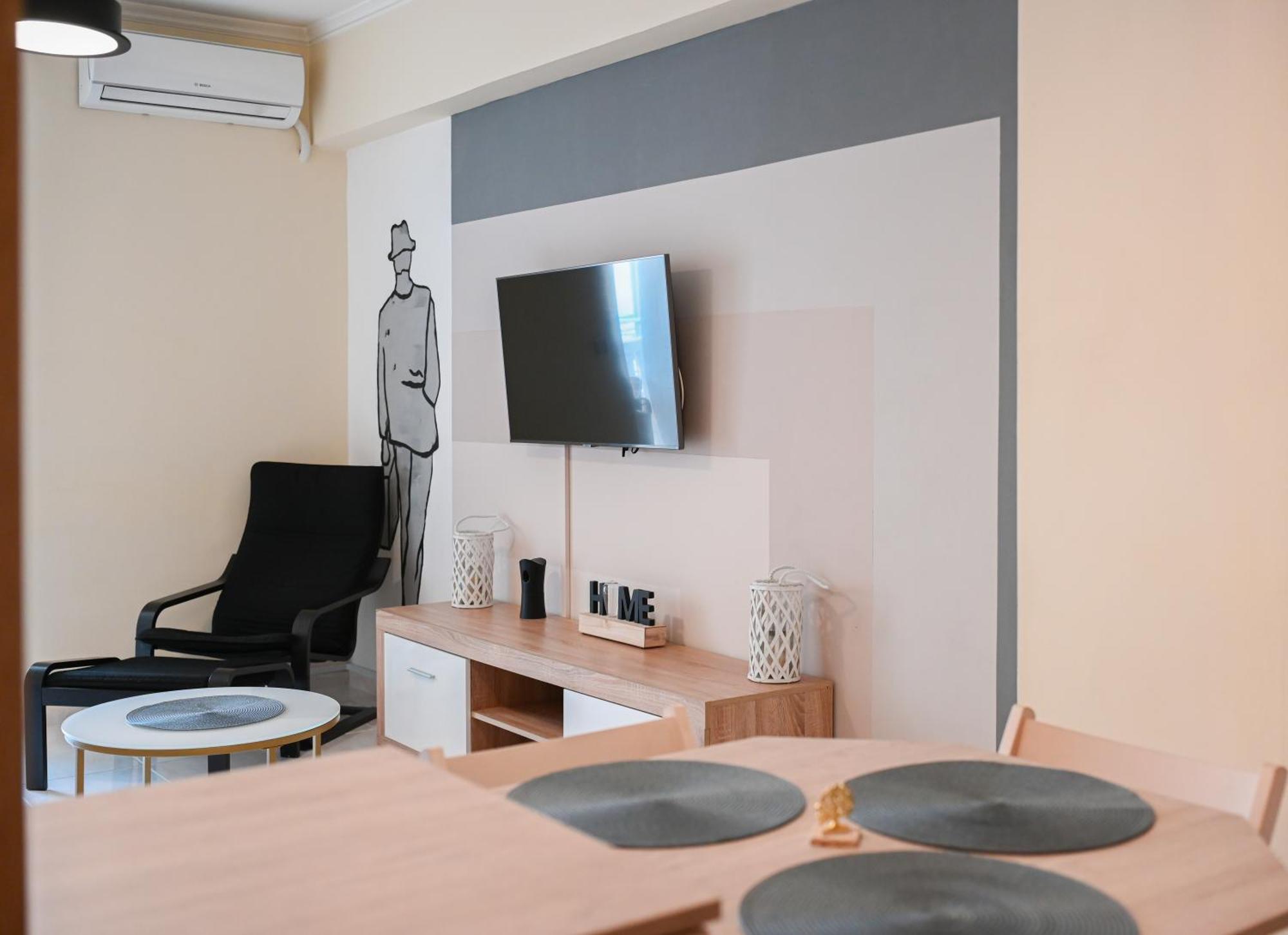 Kostas Home By Bill Apartments พาทรา ภายนอก รูปภาพ