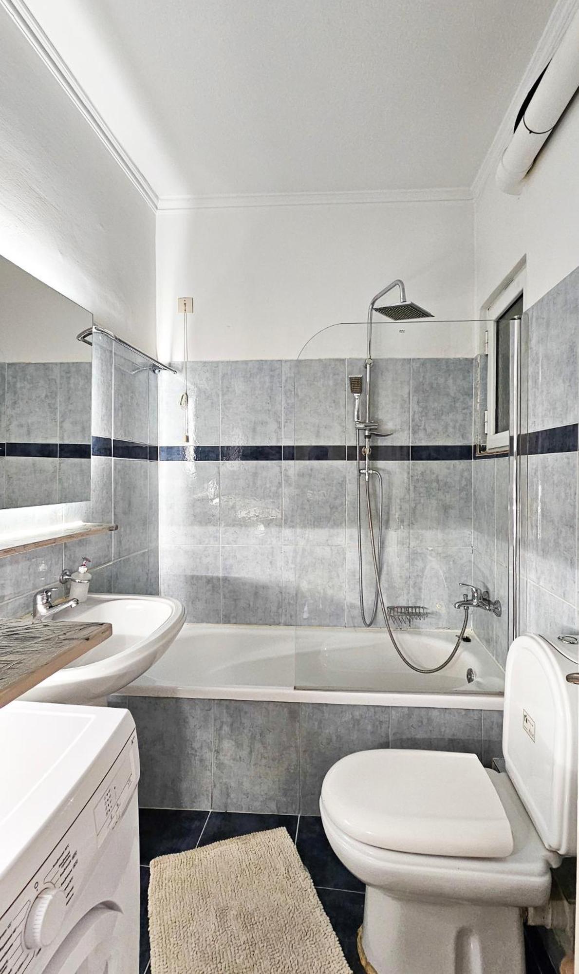 Kostas Home By Bill Apartments พาทรา ภายนอก รูปภาพ